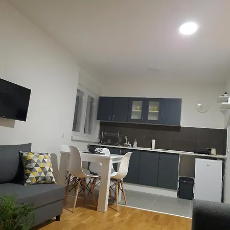 アパート Natura Vrnjačka Banja