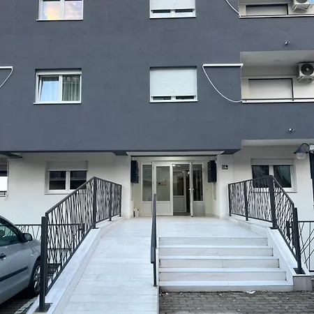 Natura Apartment *