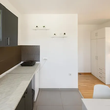 アパート Natura Vrnjačka Banja