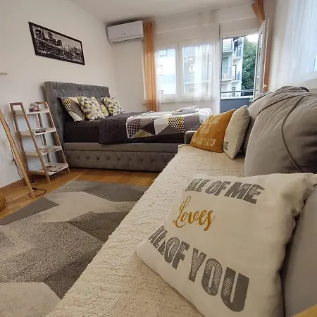 アパート Natura *