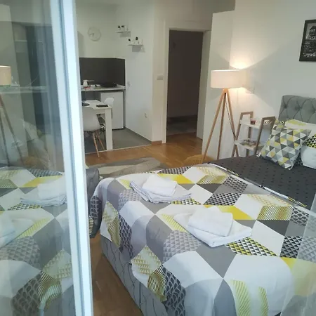Natura Apartment