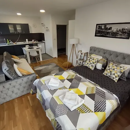 アパート Natura *