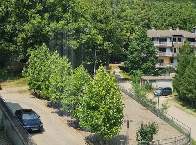 Natura Lägenhet Vrnjačka Banja